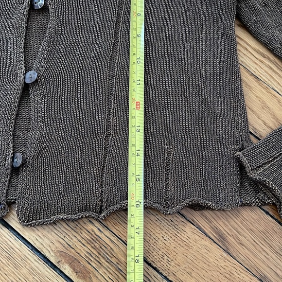 Cropped Cardigan in Brown / Gold - Picture 3 of 5